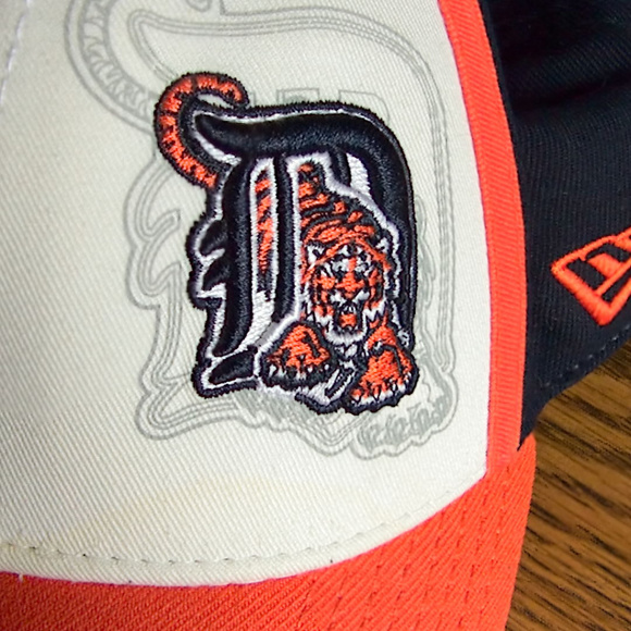 Rare Detroit Tigers Logo S-M Fitted Hat - Picture 2 of 8